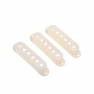 Musiclily Pro Plastic 50/50/52mm Stratocaster Guitar Single Coil Pickup Covers Set for Import Strat Squier, Aged White(Set of 3)